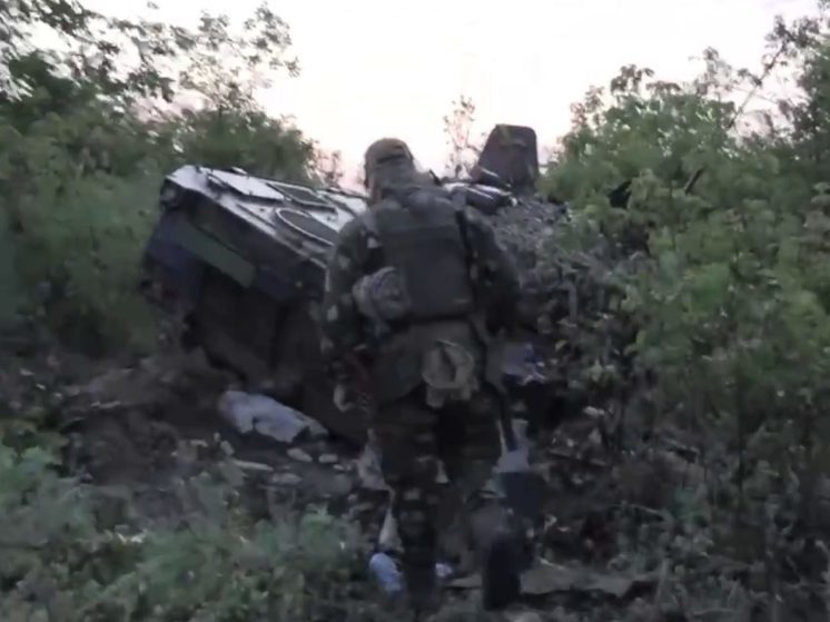 Военкор Руденко: российские военные захватили французский танк AMX