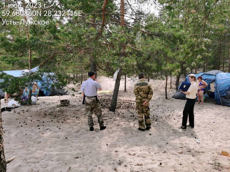Более 40 бесед провели с отдыхающими в заказниках Ленобласти на выходных