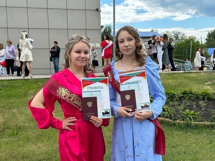 В Боровской школе выпустился первый медицинский класс