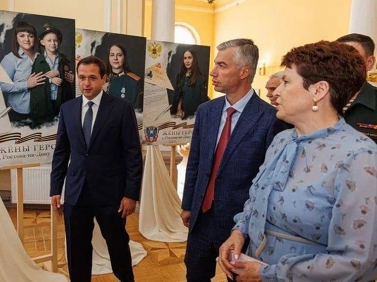 Алексей Логвиненко принял участие в открытии фотовыставки «Жены героев»