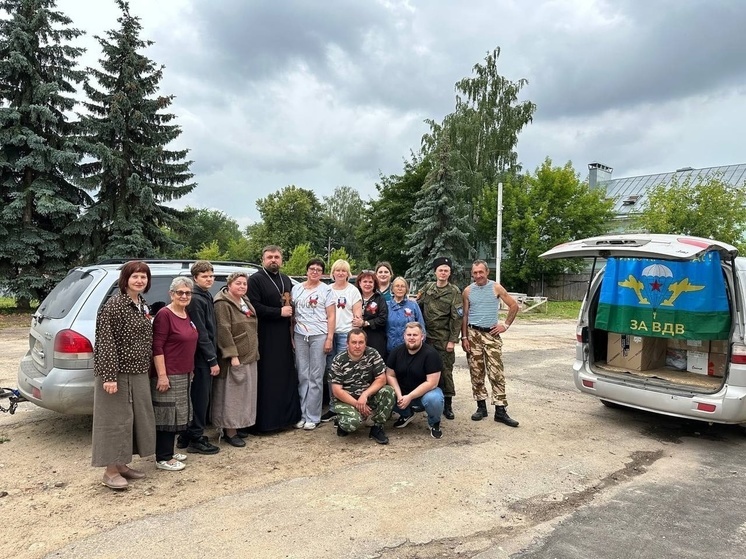 Костромские казаки доставили гуманитарную помощь в Первую городскую больницу Донецка