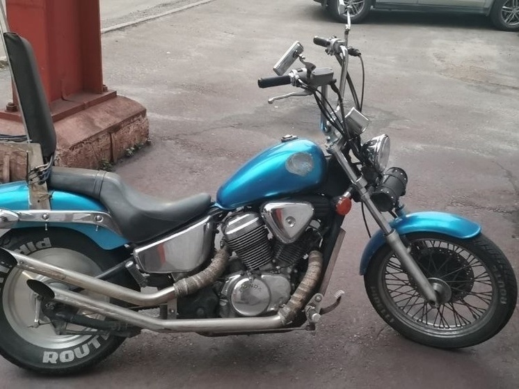 Водитель упал с мотоцикла в Карелии получил травму