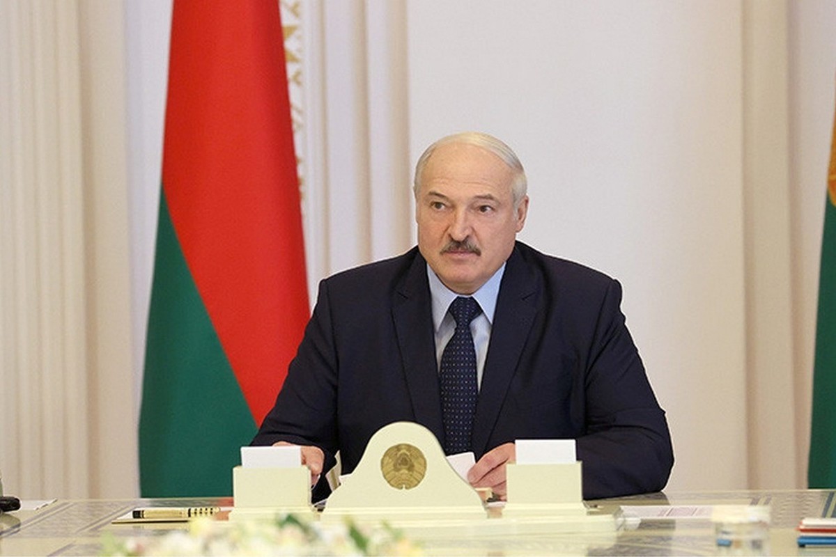 Лукашенко: мы живем в условиях экономической и информационной войны