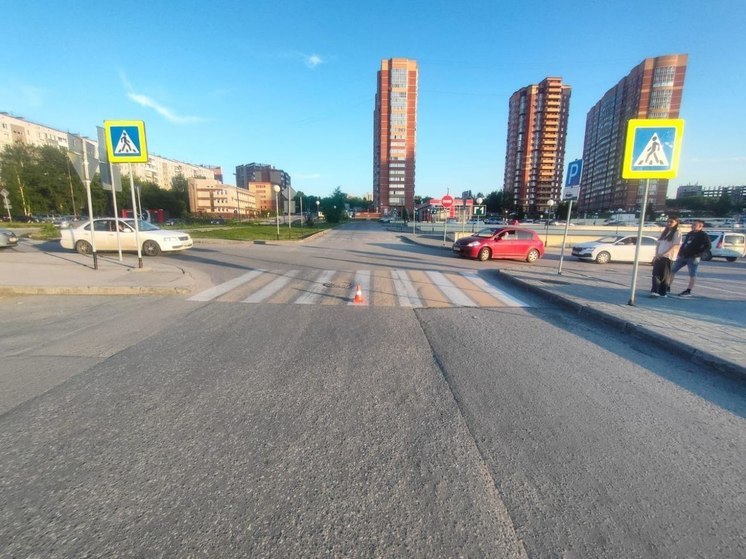 В Новосибирске 17-летняя девушка пострадала в ДТП с участием Toyota Caldina