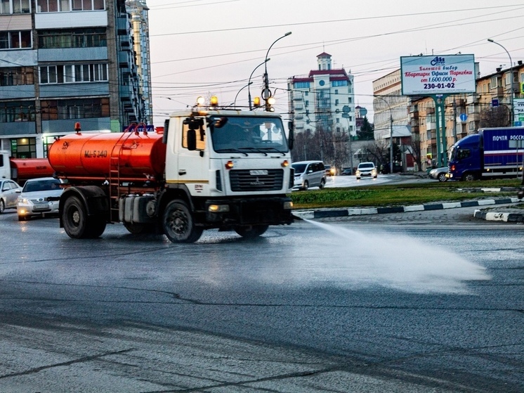 Уборку улиц в одном из районов Новосибирска передадут на аутсорсинг