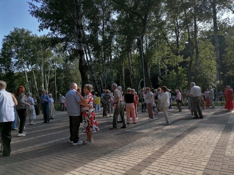 В Воронеже в Центральном парке возобновились дискотеки