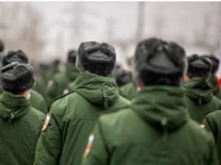 В Орловской области заключившим контракт на службу в зоне СВО госслужащим предоставят выплату