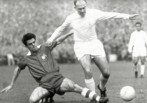 Двукратный чемпион СССР Анатолий Коршунов вспоминает о выдающемся футболисте Альфредо Ди Стефано, родившемся 4 июля 1926 года и сыгравшем за сборные трех стран. 