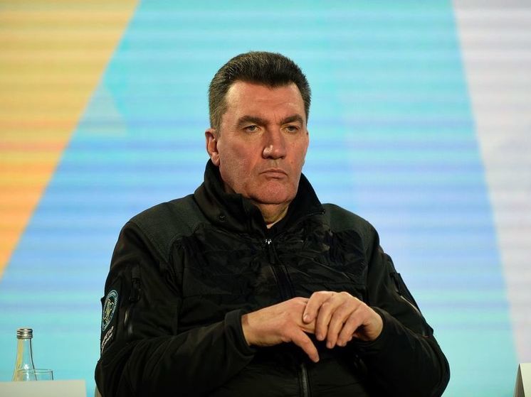 Данилов заявил, что новая стратегия ВСУ заключается в истощении сил России