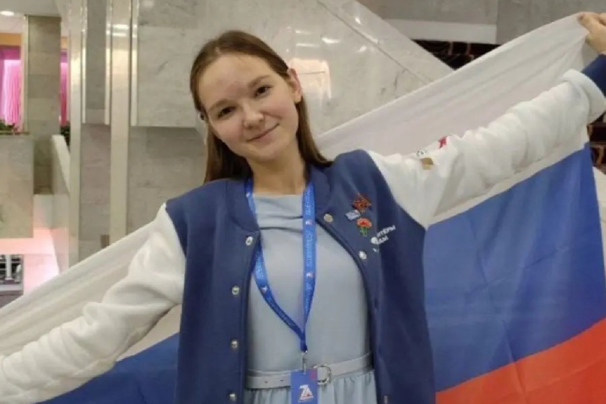 Студентка-костромичка примет участие в сопровождении военно-морского парада в Петербурге