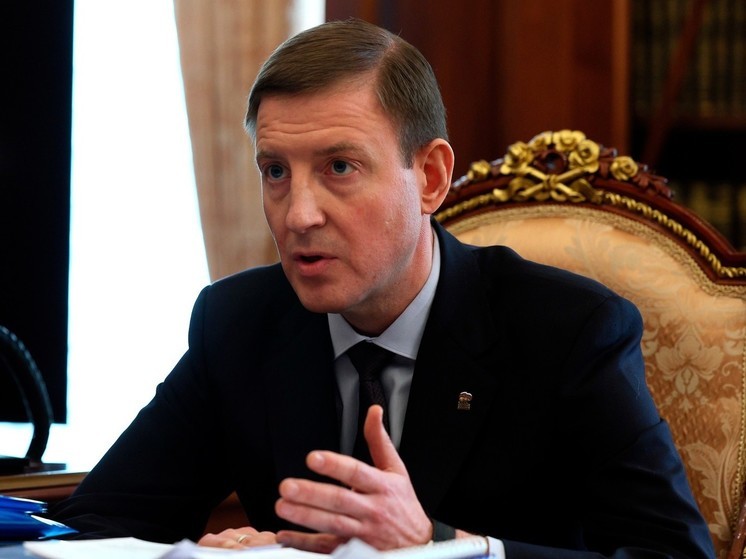 Медведев пожелал сенатору Турчаку выздоравливать и позволил выступать сидя