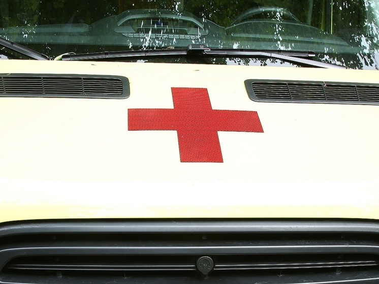 E1.RU: в Екатеринбурге мужчина выжил после того, как выпал с шестого этажа