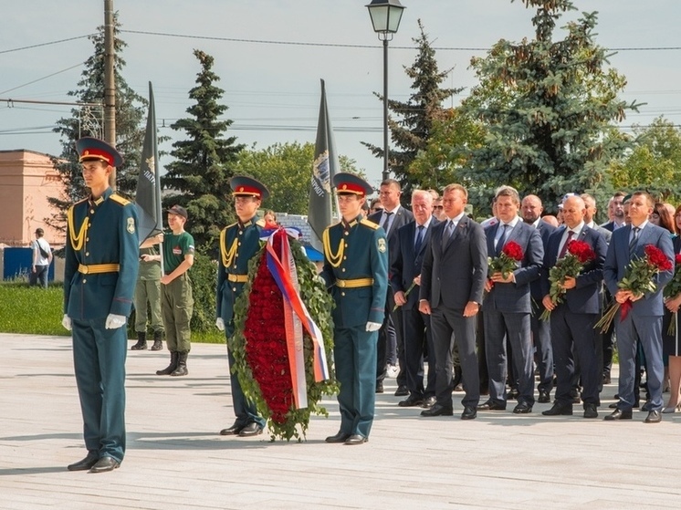 Рисунок возложение цветов к вечному огню для детей