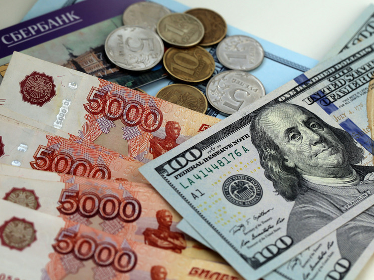 Петербуржцам рассказали о восстановлении курса рубля