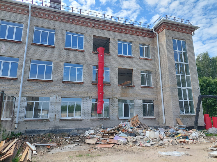 В Курской области капитально ремонтируют две касторинские школы за 111 млн рублей