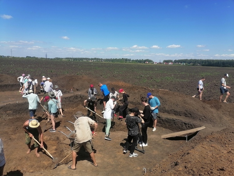 Пензенские студенты проводят раскопки в «Наровчатском городище»