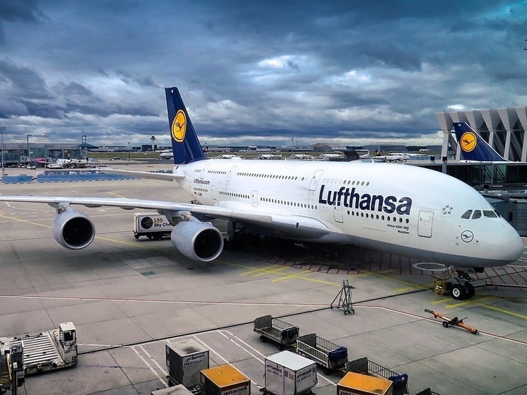 Германия — Меньше краски, меньше вес — Lufthansa намерена сократить выбросы CO2
