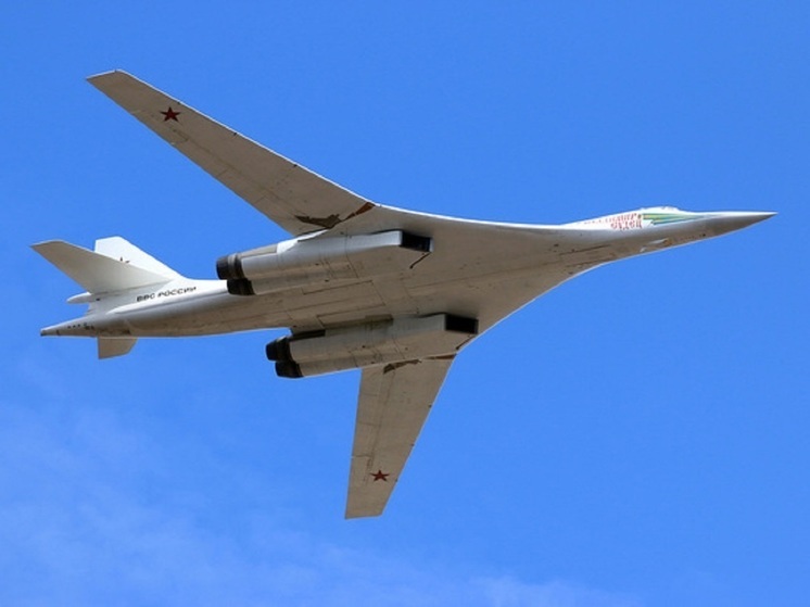 В Казани начались тестовые полеты ракетоносца Ту-160М с новой авионикой