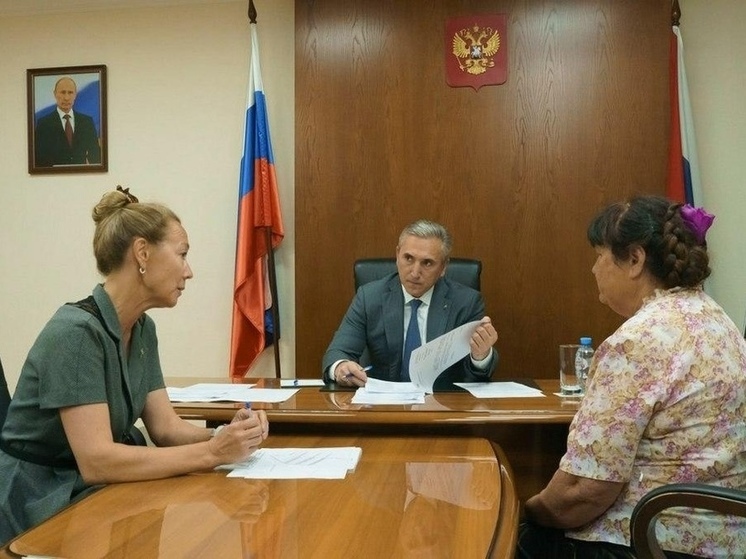Александр Моор провел личный прием граждан по поручению главы государства
