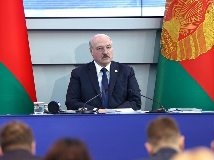 Лукашенко прокомментировал перспективу участия в выборах 2025 года