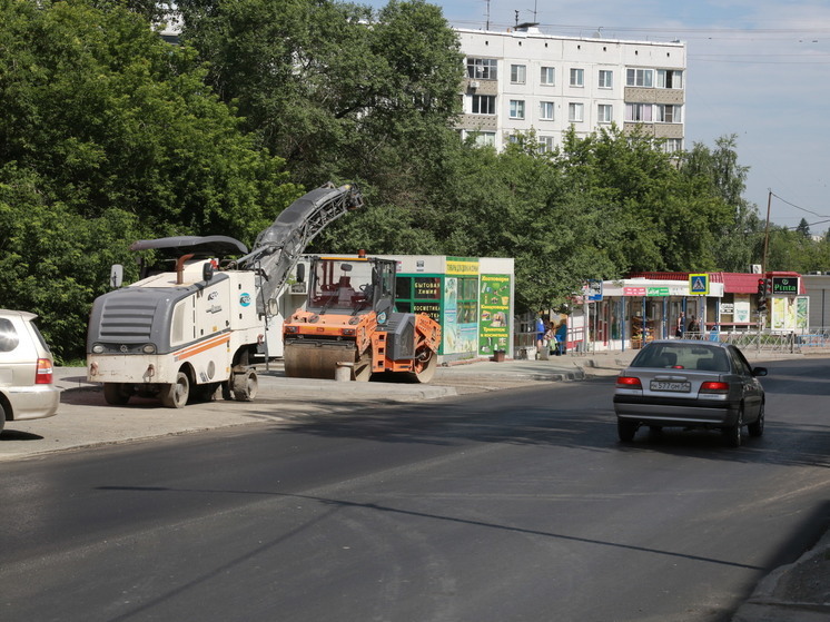 Улицу Есенина в Новосибирске отремонтируют за 52 млн рублей по нацпроекту