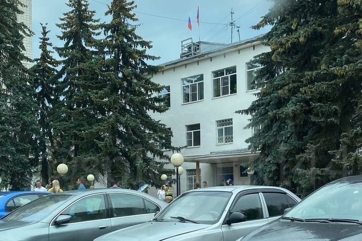 Очередную «телефонную бомбу» искали сегодня в администрации Костромского района
