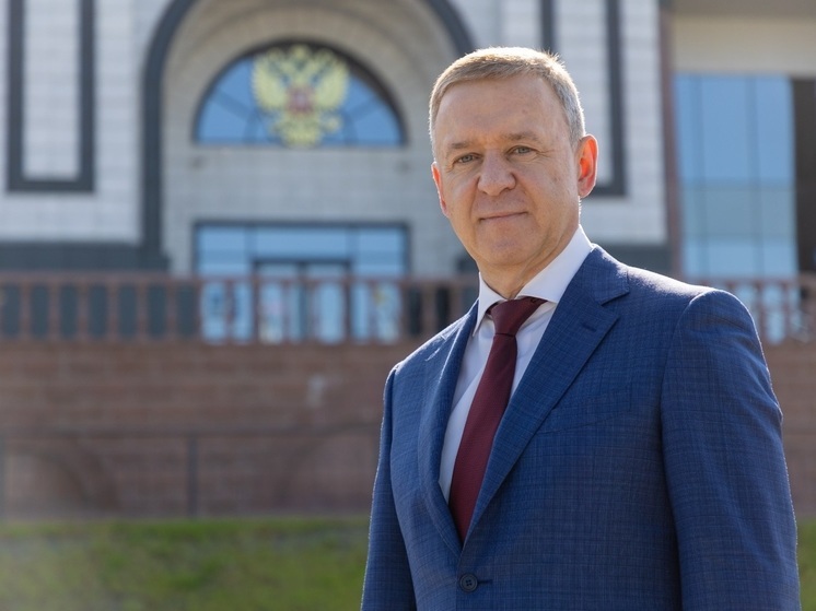 Сергей Надсадин поздравил жителей Южно-Сахалинска с Днем семьи, любви и верности