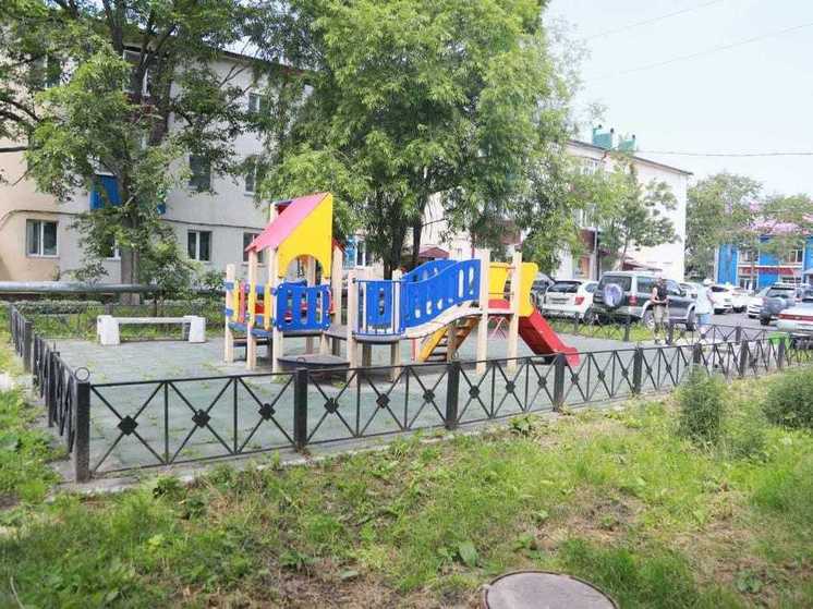 60 дворов и 220 подъездов отремонтируют в Углегорске и Шахтерске до конца 2023 года