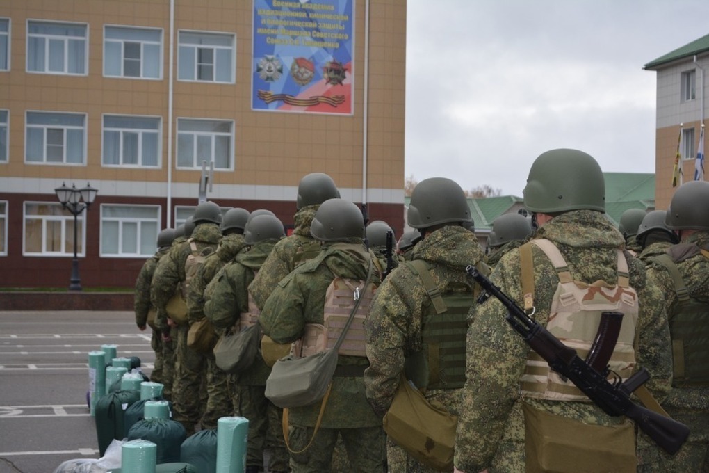 Костромские чиновники пройдут курсы молодых бойцов и младших командиров