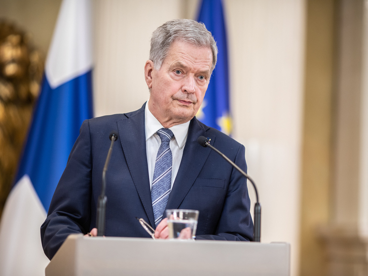 Президент Ниинисте назвал неожиданным закрытие генконсульства Финляндии в Петербурге