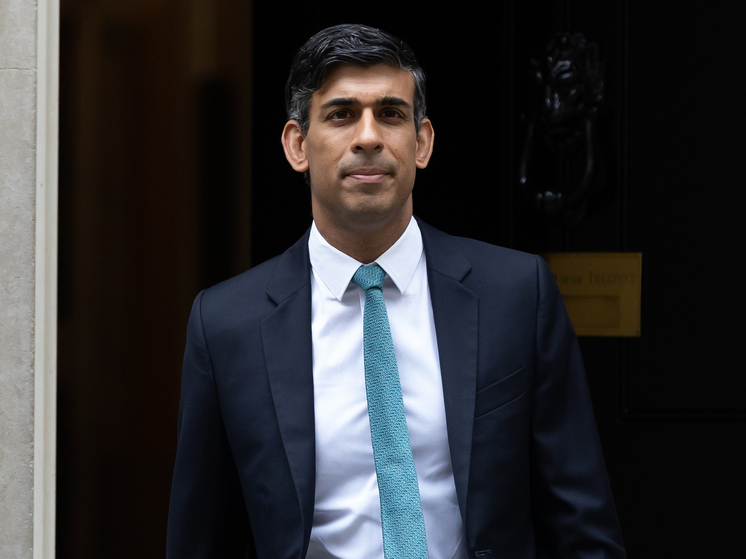 Риши Сунак не одобрил решение США отправить Украине кассетные боеприпасы