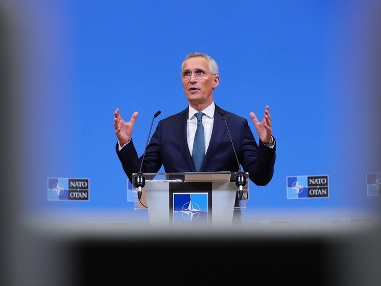 Столтенберг заявил, что не может быть полностью уверен в участии Зеленского в саммите НАТО в Вильнюсе