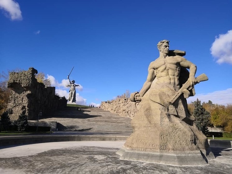 Самолет Москва — Минводы из-за состояния ребенка совершил экстренную посадку в Волгограде