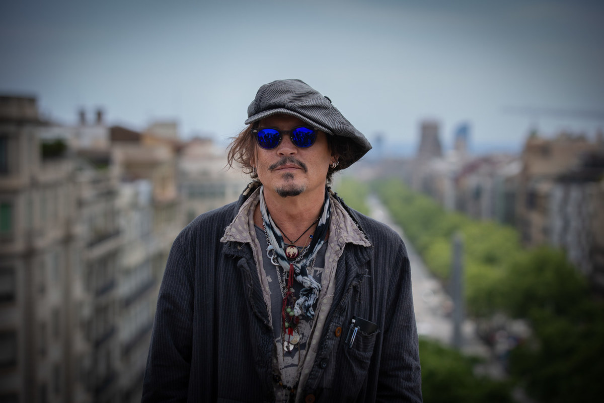 Johnny Depp decided to come to Russia for 370 thousand dollars