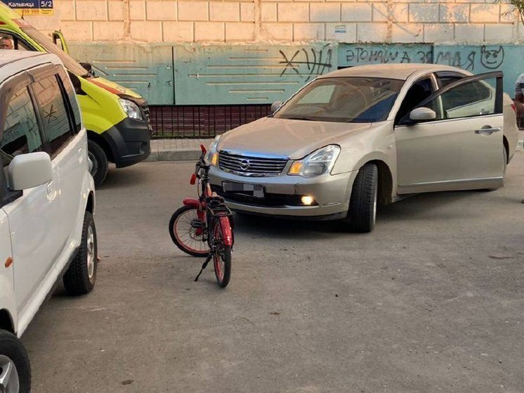 В Якутске автомобилист наехал на несовершеннолетнего велосипедиста