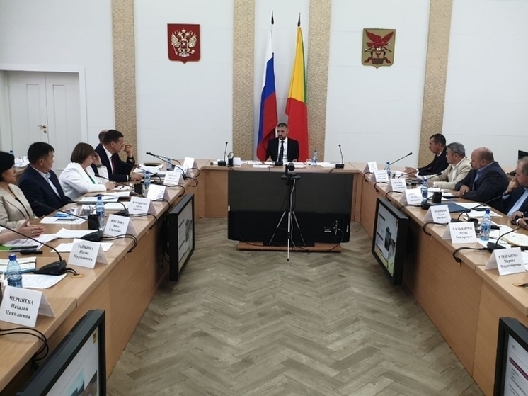 Осипов пообещал увольнять чиновников за нарушение закона о повышении зарплат