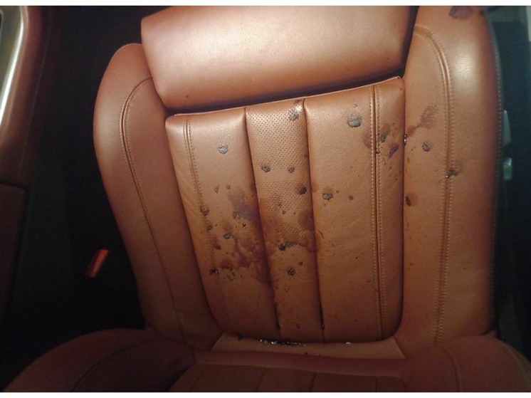 В Новосибирске опубликовали фото с места попытки убийства владельца “BMW”
