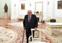 Экс-госсекретарь США Генри Киссинджер в ходе разговора с российскими пранкерами Вованом (Владимир Кузнецов) и Лексусом (Алексей Столяров), которые представились президентом Украины Владимиром Зеленским, признался, что за подрывом газопроводов «Северный поток» стоит Киев