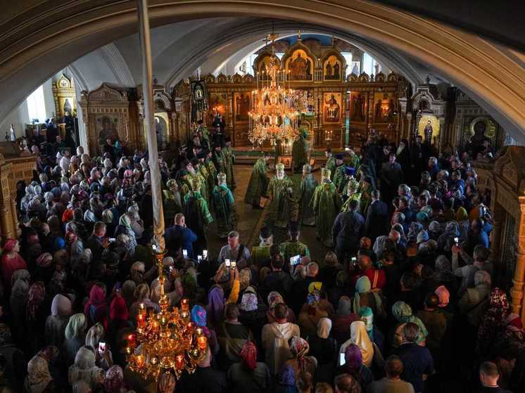 Глава Карелии уехал молиться на Валаам