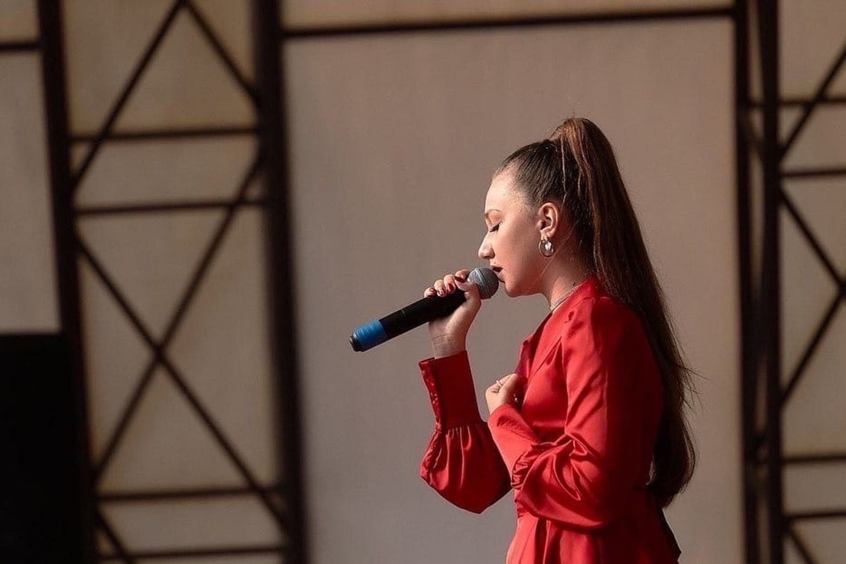 Юная певица из Подмосковья стала финалисткой телевизионного конкурса