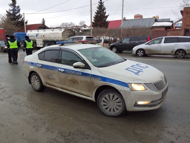 Задержан житель Омской области, обливший бензином инспектора ДПС
