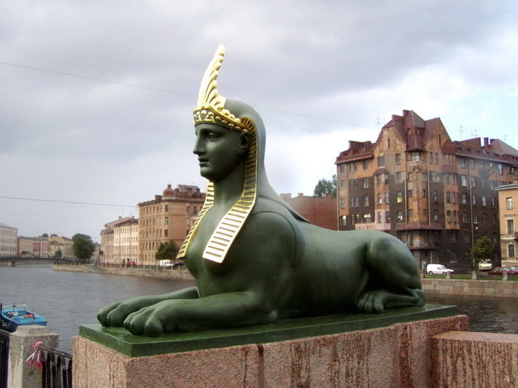 В музее городской скульптуры рассказали о состоянии сфинксов на Египетском мосту