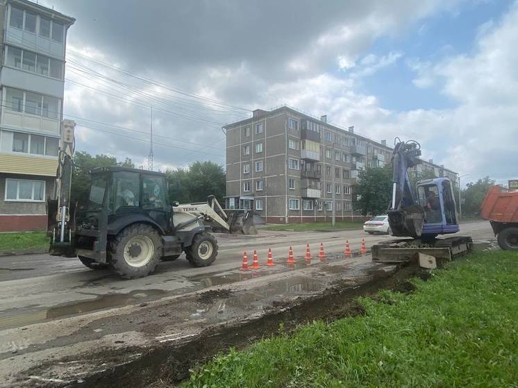 В Ленинске-Кузнецком начали капитальный ремонт одной из самых длинных автомагистралей