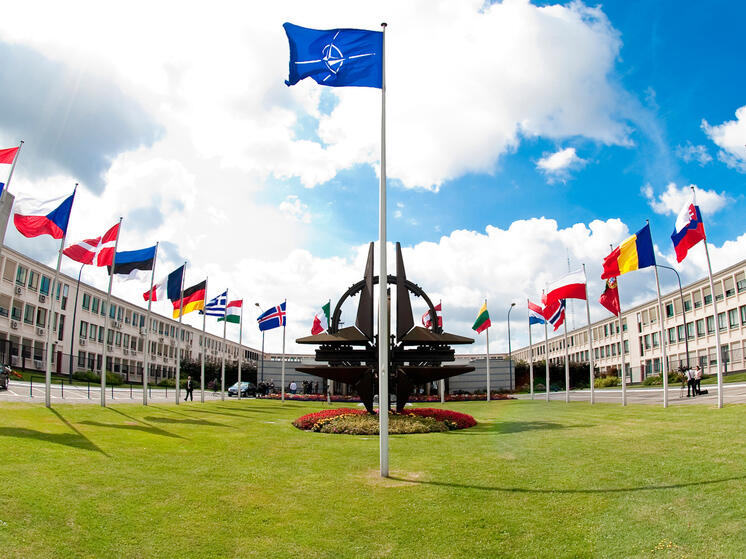 Как выглядит история Североатлантического альянса