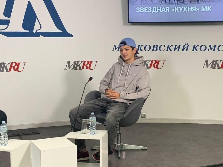 Певец Akmal’ рассказал об уходе из эстрадно-джазового училища из-за проблем со здоровьем