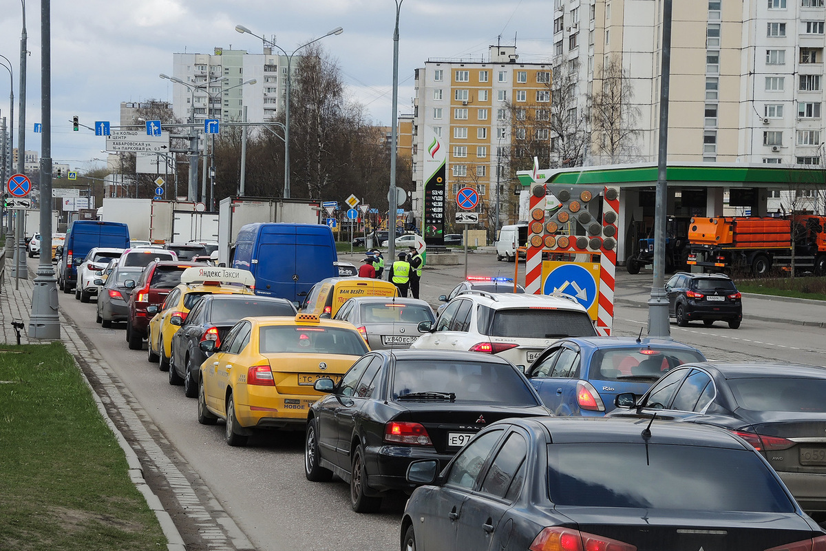 Ввезенные в Россию автомобили из Армении и Киргизии могут конфисковать - МК