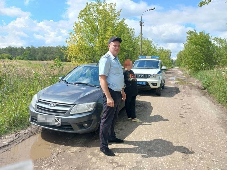 В Московском районе Рязани задержали пьяную девушку за рулём Lada