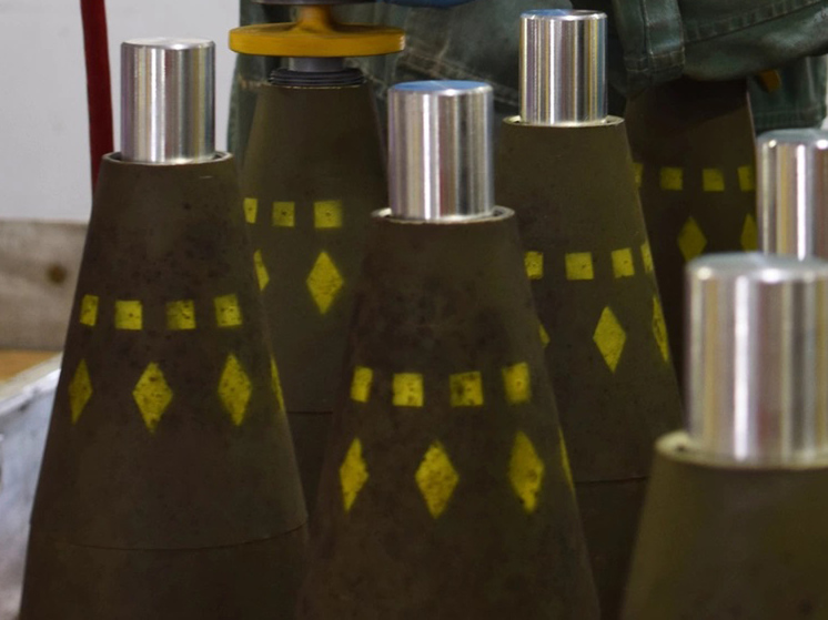 По словам экс-офицера американской армии, подобные снаряды давно поставлялись Киеву Турцией