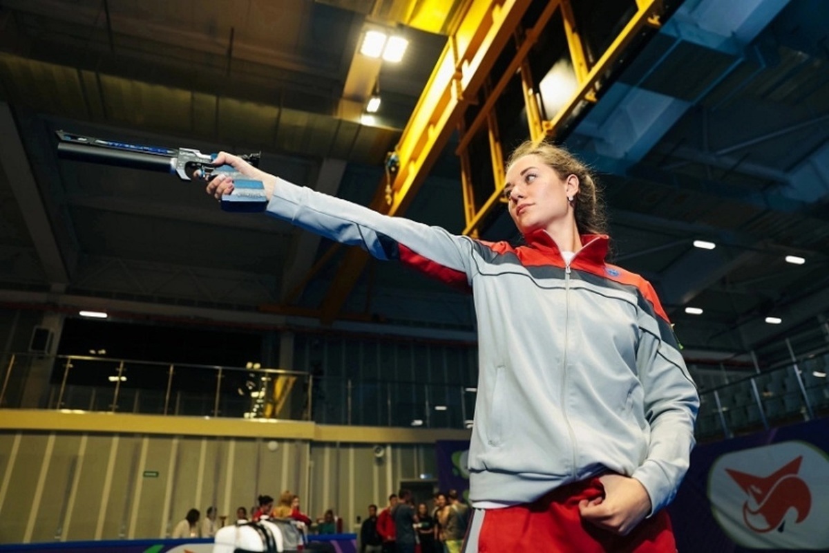 Костромичка взяла «золото» на соревнованиях по пулевой стрельбе из пистолета