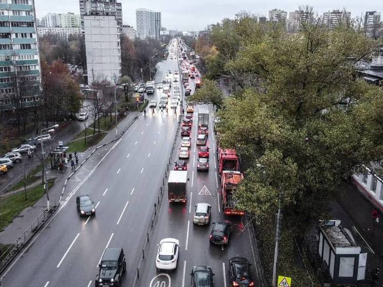 К осторожности призвали водителей Подмосковья из-за плохой погоды в регионе